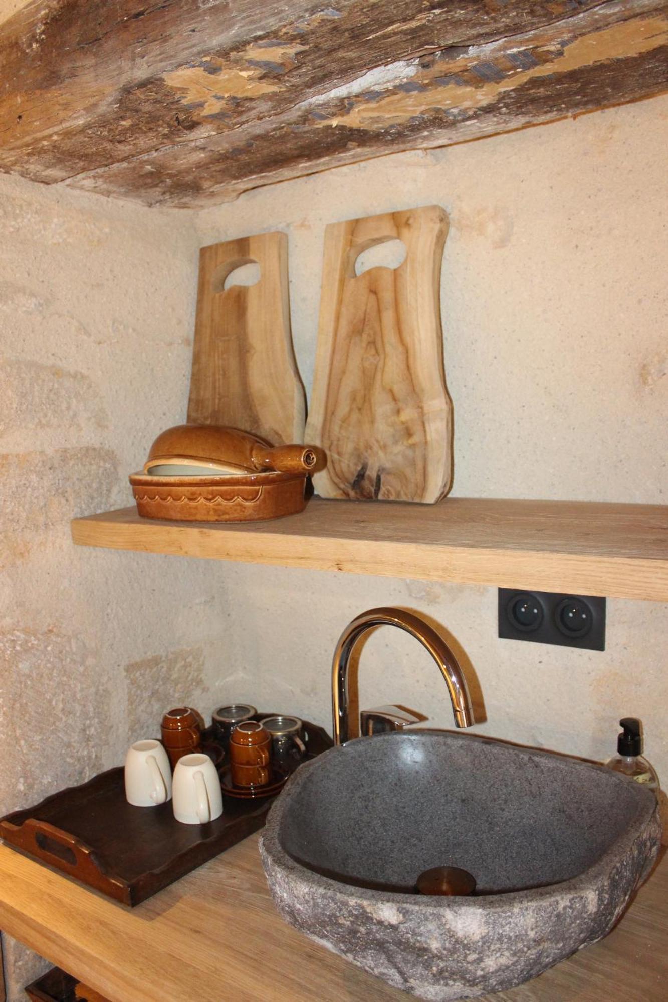 Chateauneuf Suites Luaran gambar