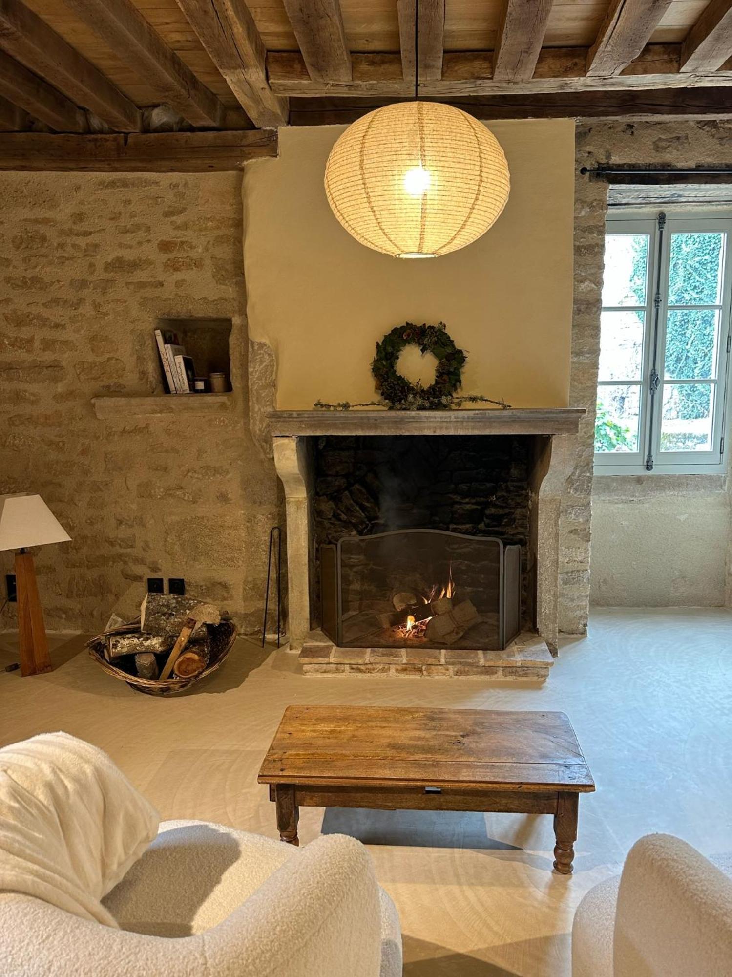 Chateauneuf Suites Luaran gambar