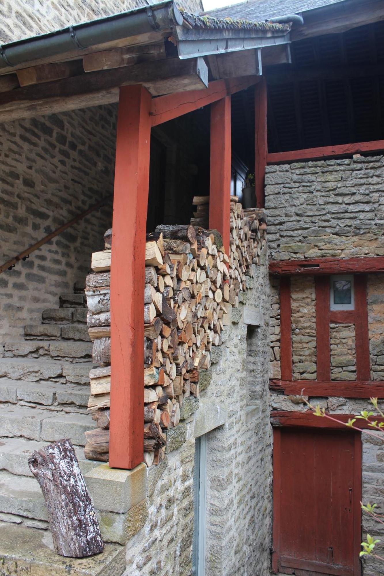 Chateauneuf Suites Luaran gambar