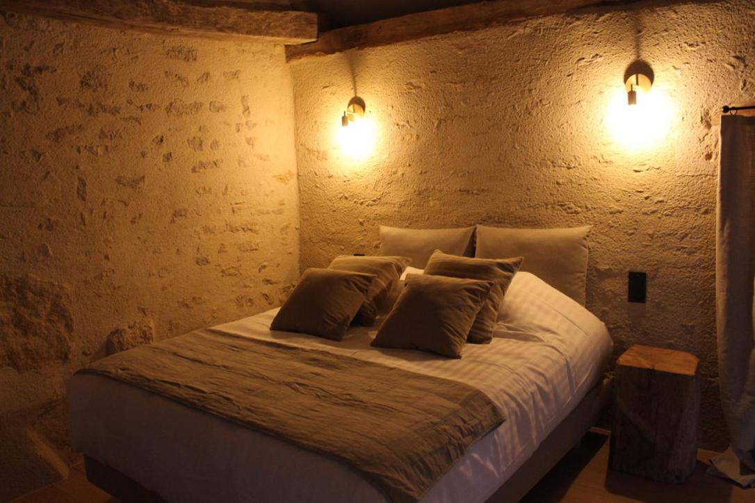 Chateauneuf Suites Bilik gambar